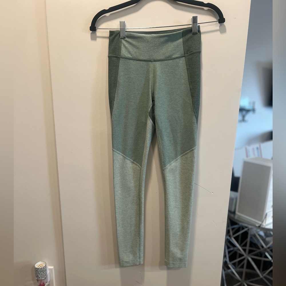 Outdoor Voices Two-Tone Green Leggings